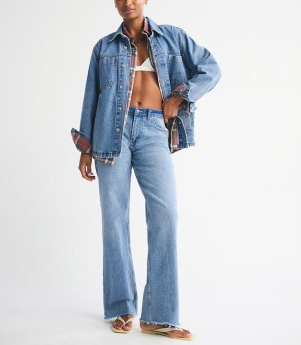 NWT Abercrombie & Fitch Curve Love Baggy Low Rise Jeans Size 31 Y2K 90s Denim